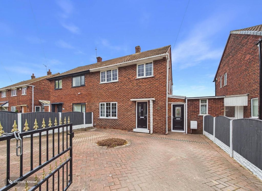 Property photo 1 of 10 Front (Exterior)