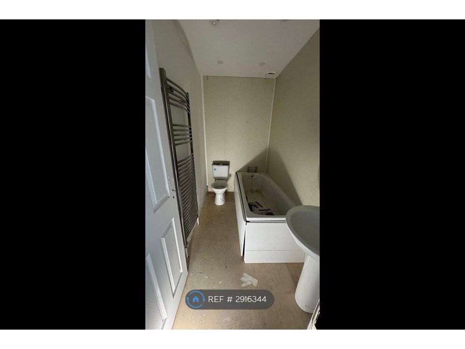 Property photo 2 of 3