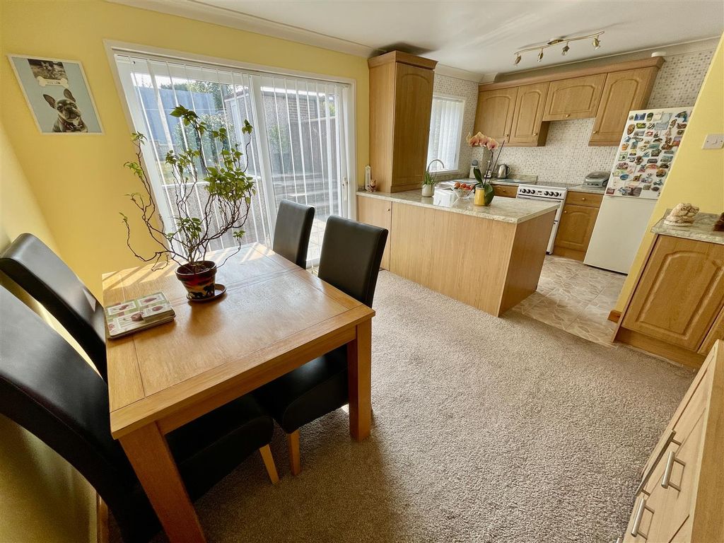 Property photo 2 of 18 Img_8581.Jpg