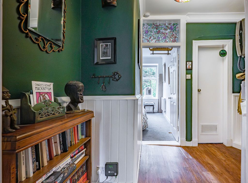 Property photo 2 of 22