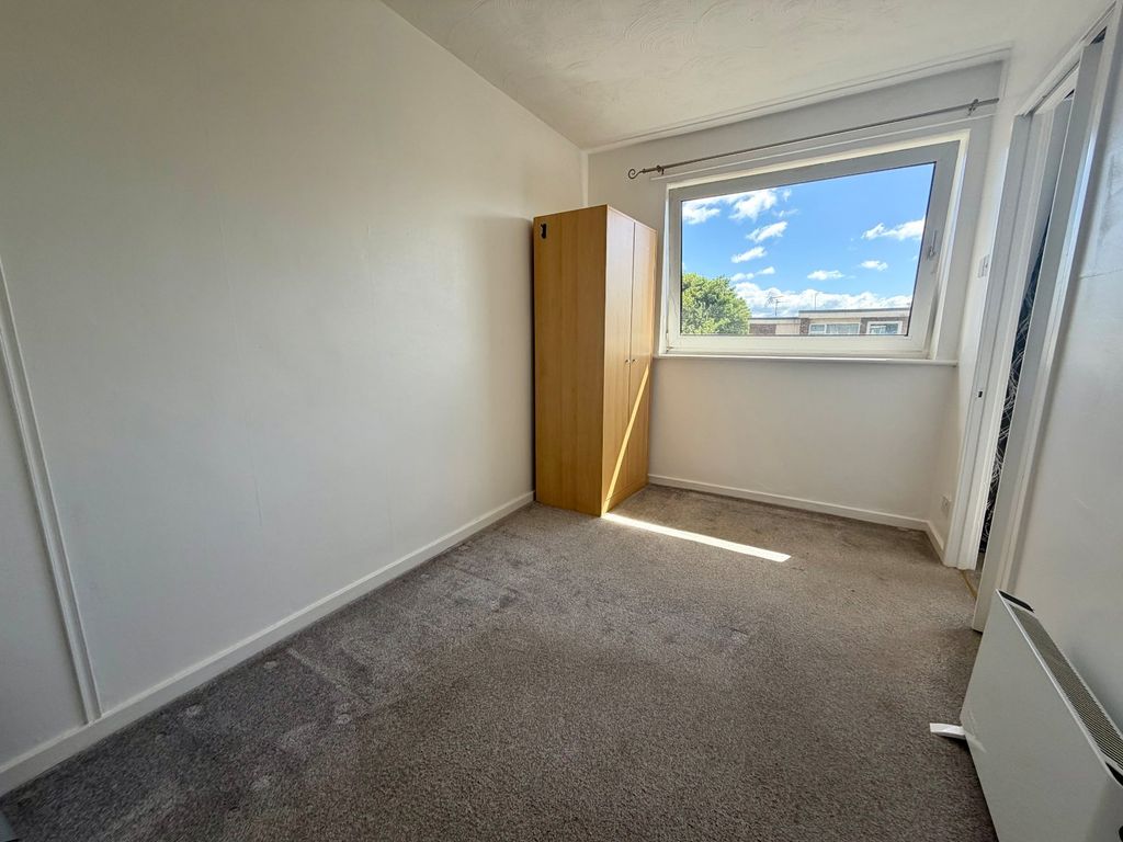 Property photo 2 of 7 Bedroom