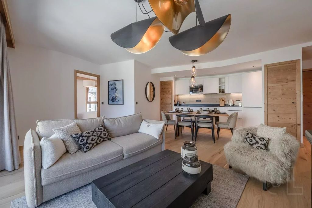 Property photo 3 of 32