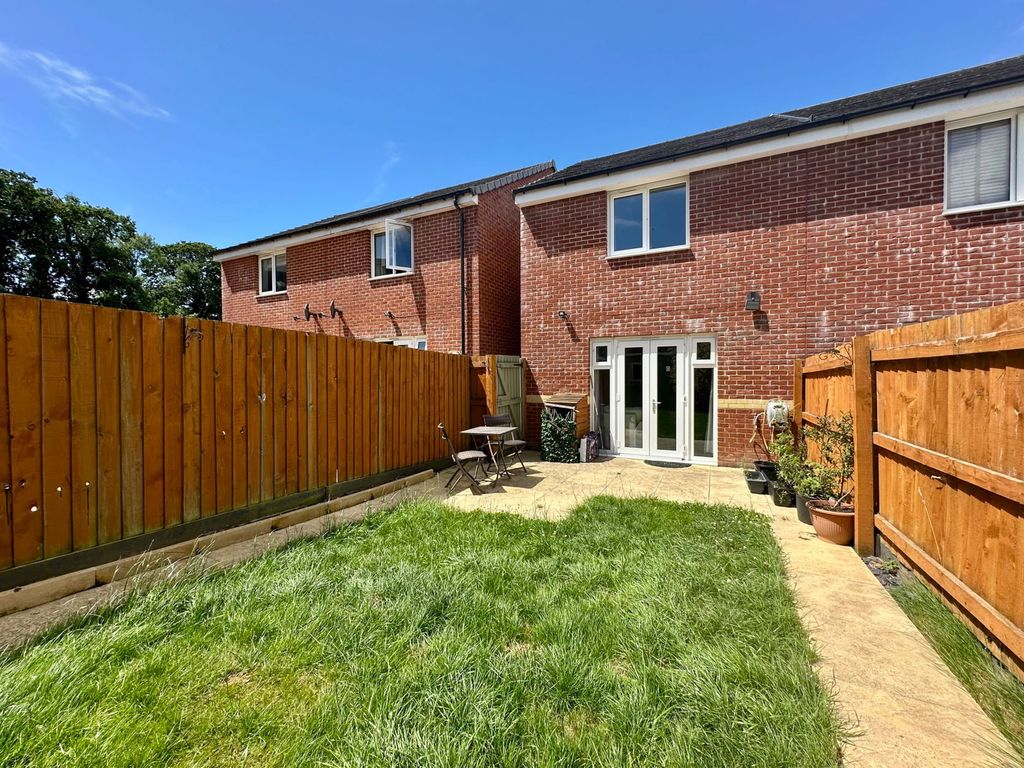 Property photo 2 of 13