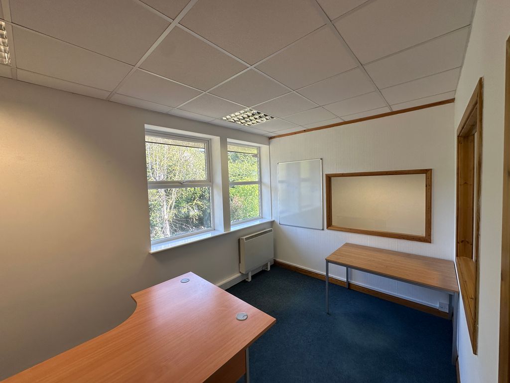 Property photo 2 of 4