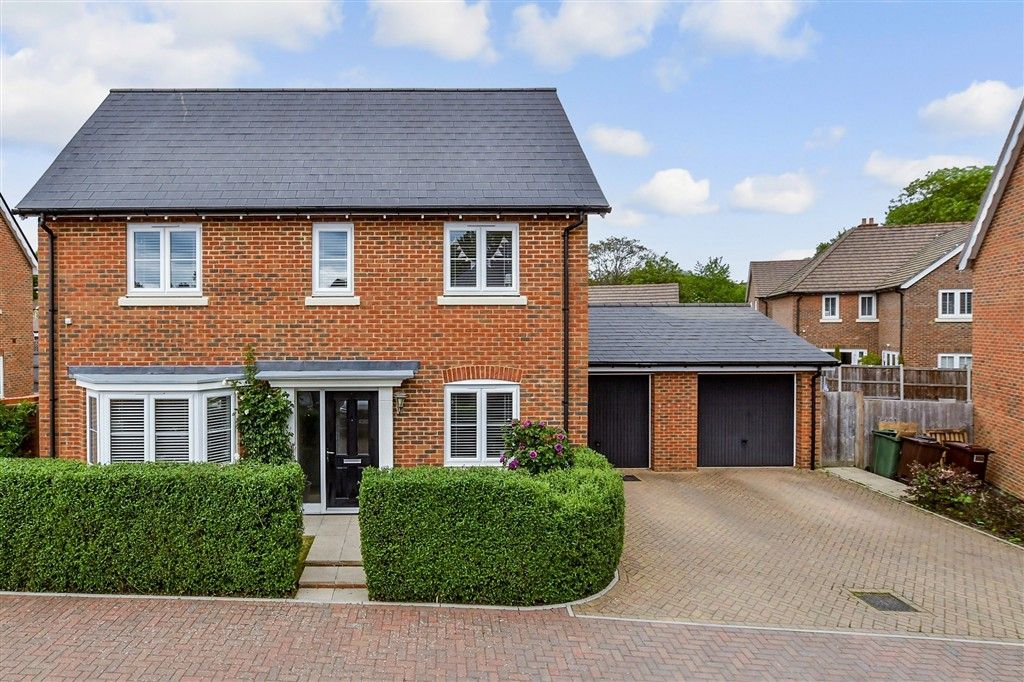 Property photo 1 of 21 External (Brochure)
