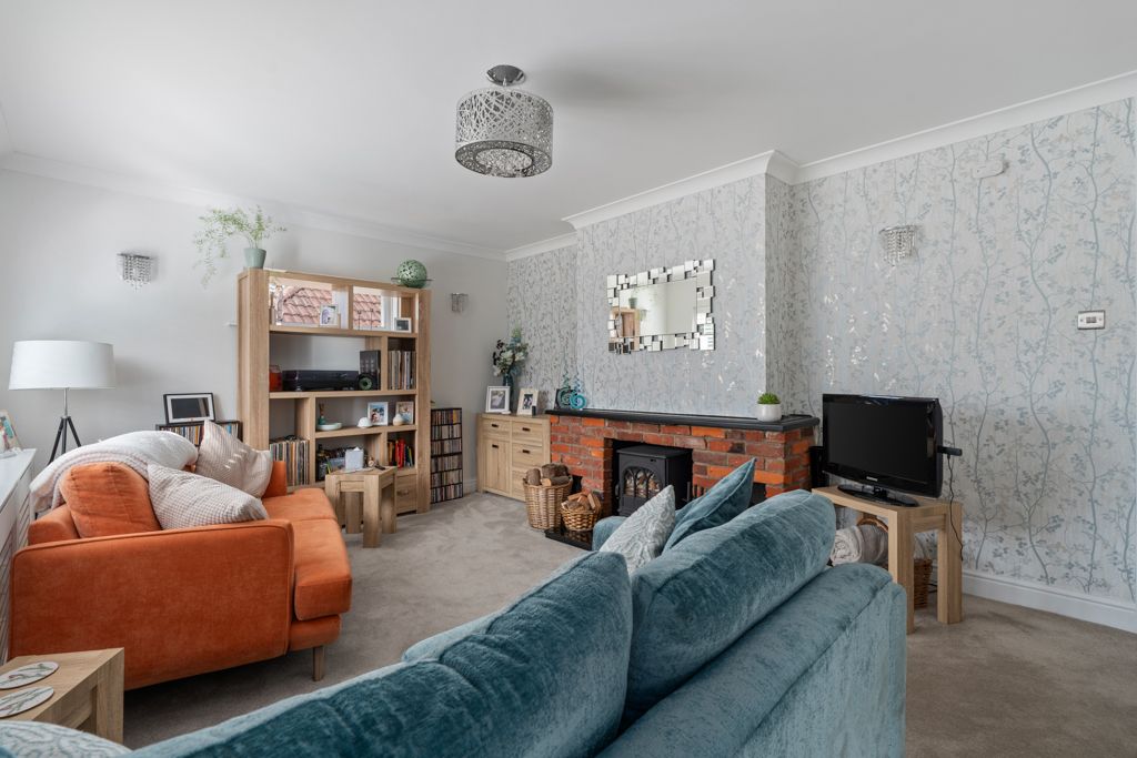 Property photo 2 of 22