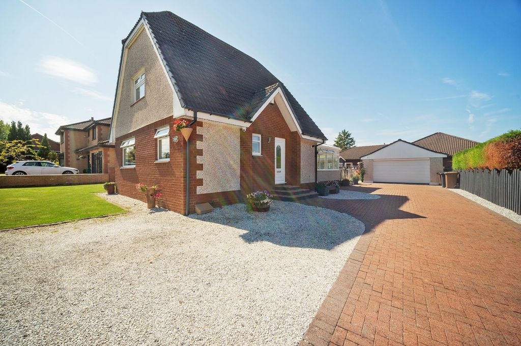 Property photo 1 of 34