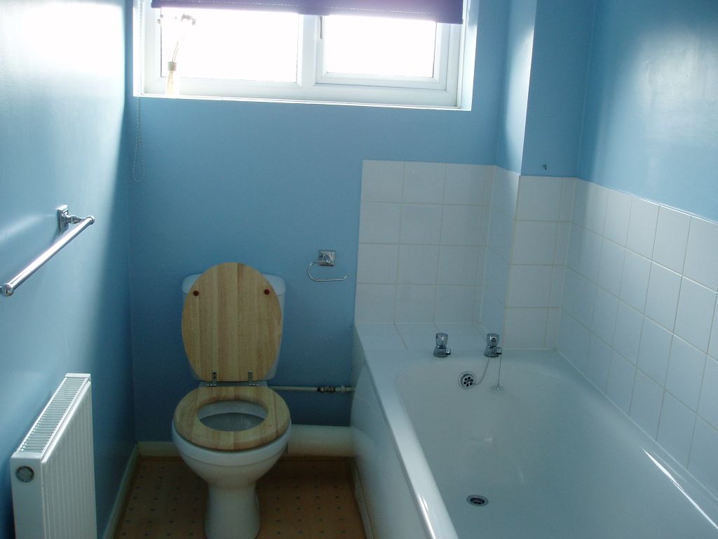 Property photo 3 of 4