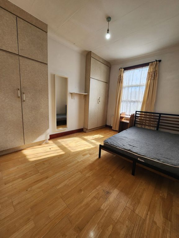 Property photo 1 of 4
