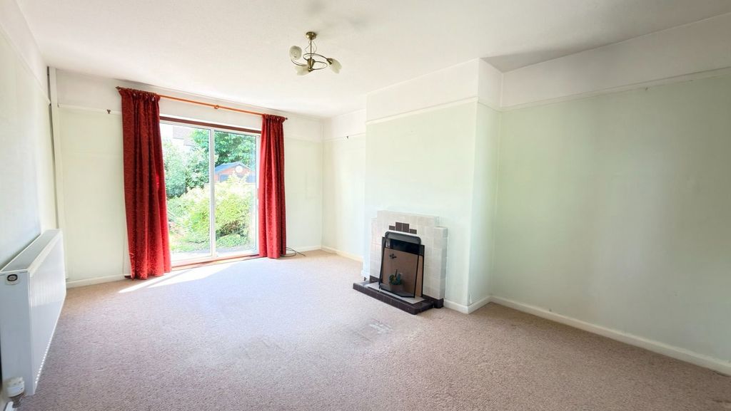 Property photo 2 of 12