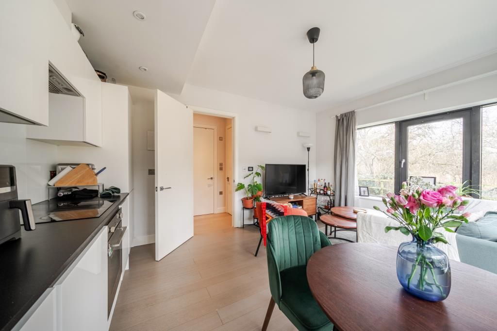 Property photo 2 of 20 Kitchen