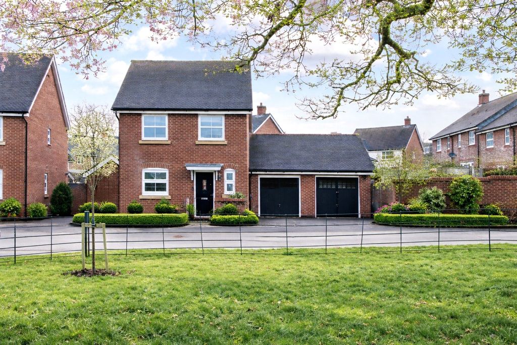 Property photo 1 of 16 Picture No. 23