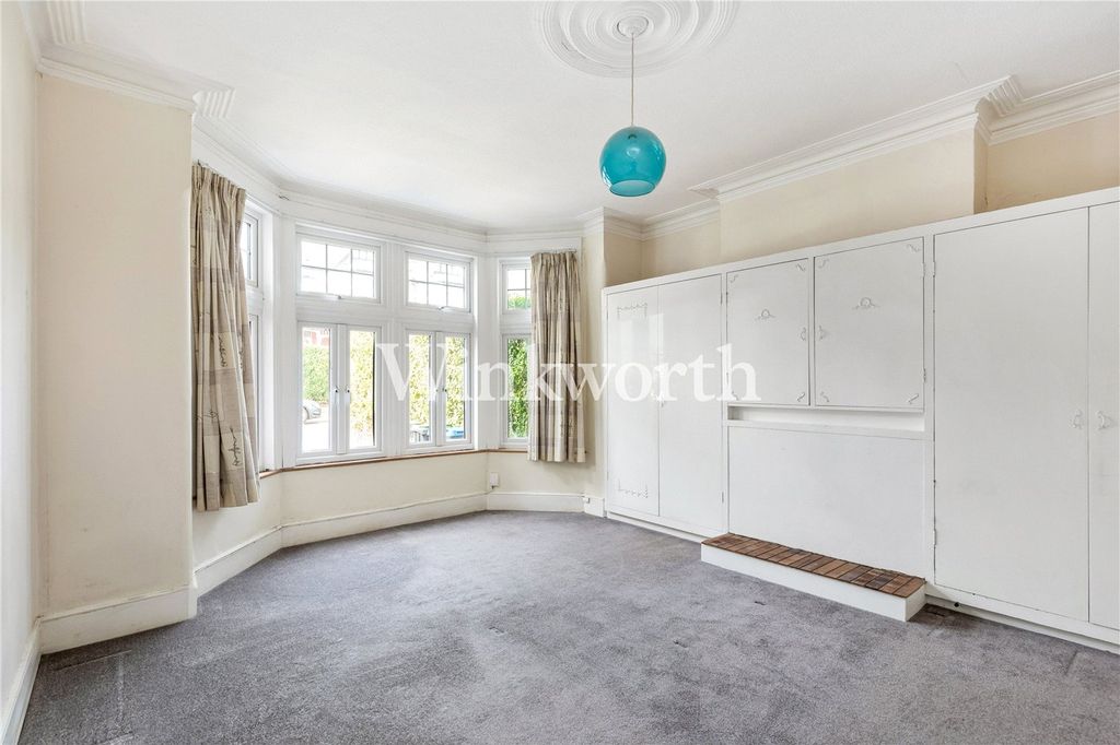 Property photo 2 of 12 Picture No. 06