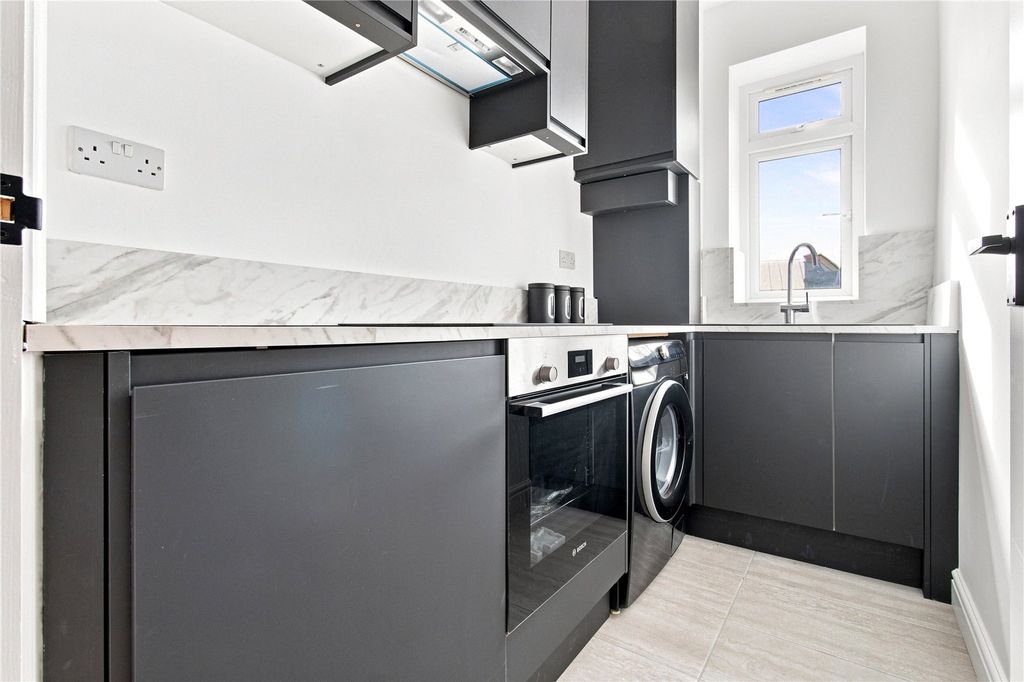 Property photo 3 of 13 Picture No. 04