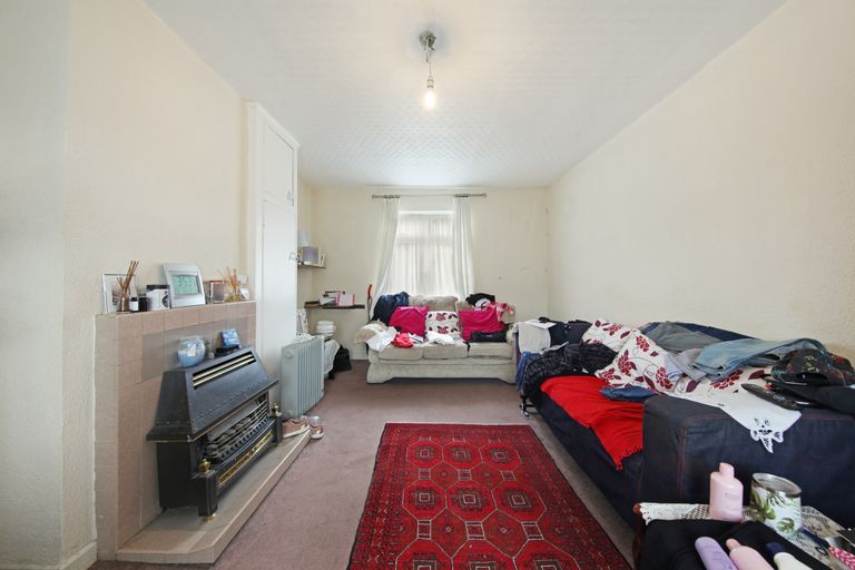 Property photo 3 of 12