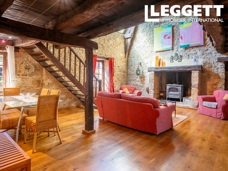 Property photo 2 of 10