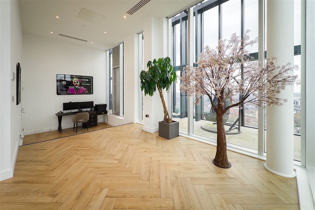 Additional image 27 of 3 bed flat to rentElizabeth Tower M15