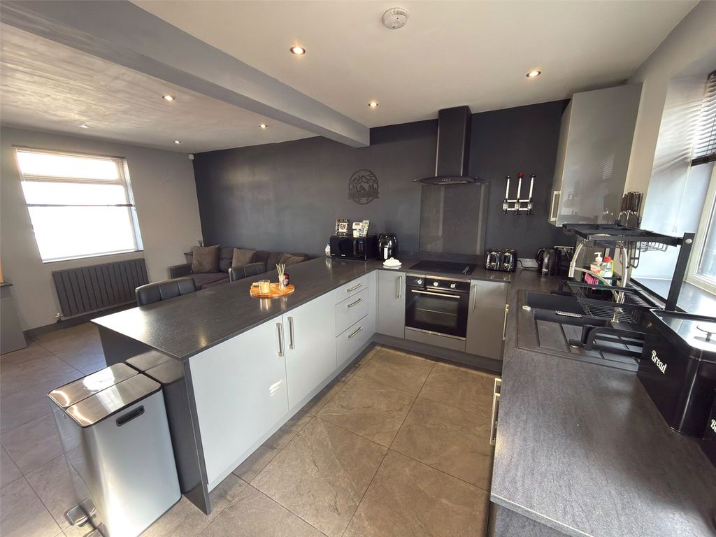 Property photo 3 of 14 Picture No. 29