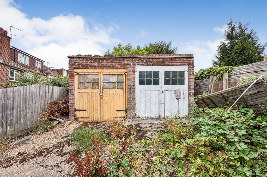 Property photo 1 of 1 Garage 2, Behind 85 Woodlands Avenue, East Finchley, London N3 2Ns
