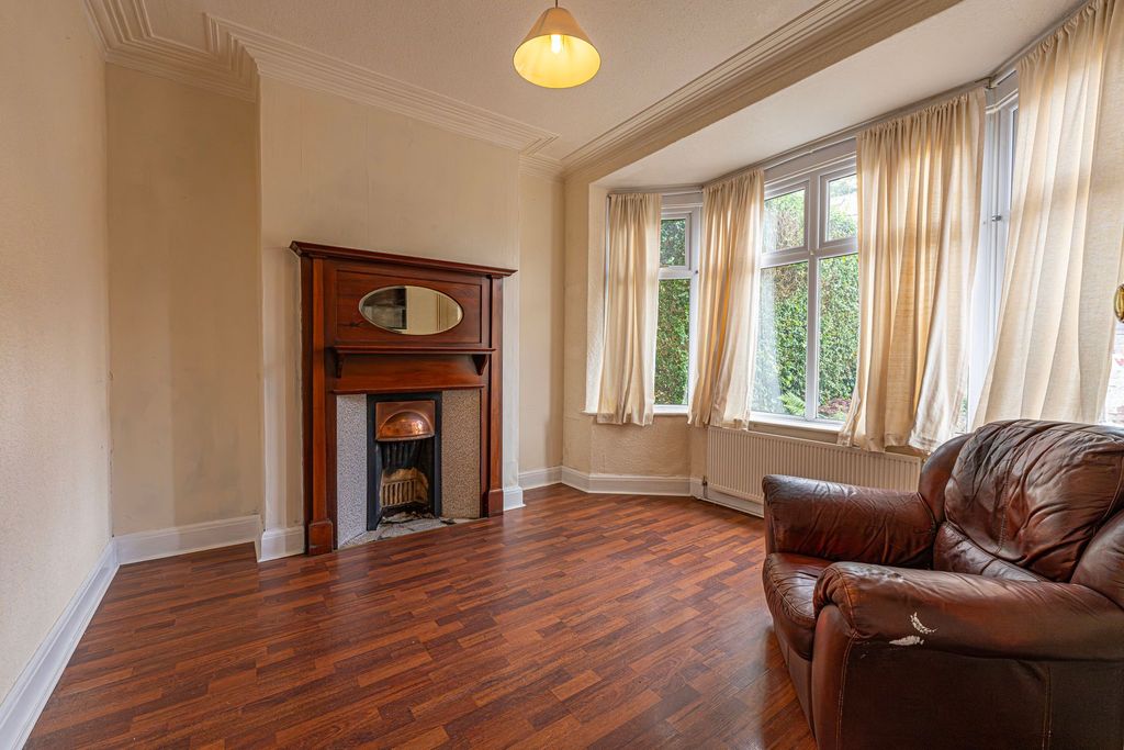 Property photo 3 of 37