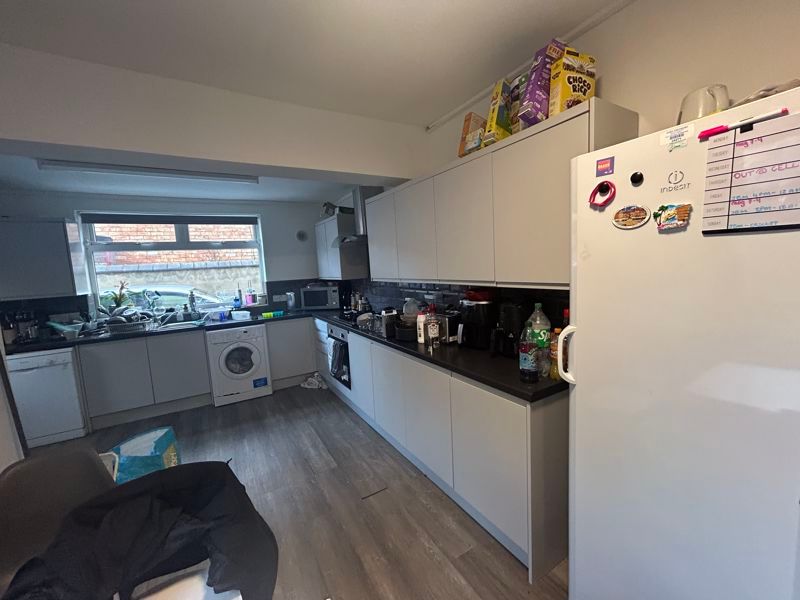 Property photo 2 of 10 Photo 2