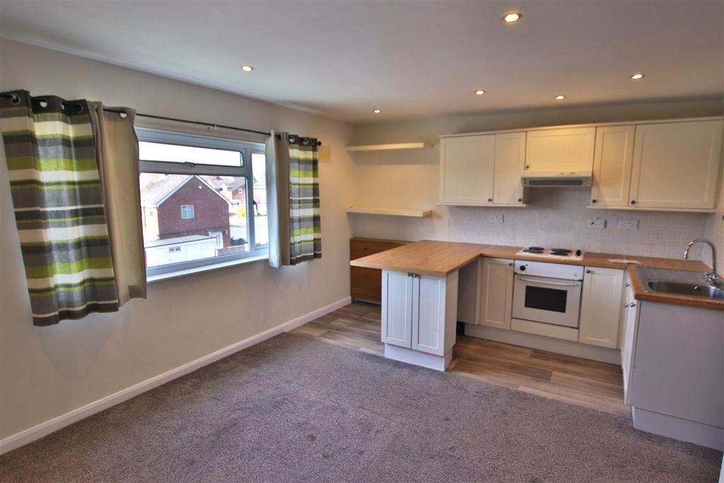 Property photo 3 of 7 Img_1827.Jpg