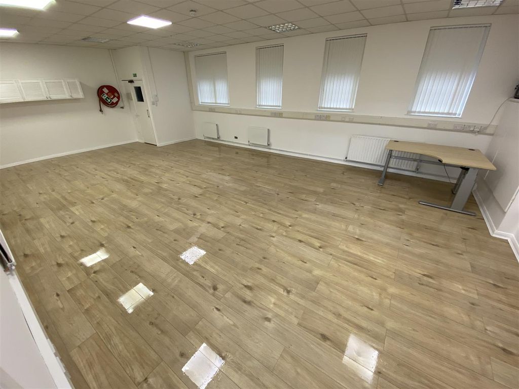 Property photo 2 of 8 Img_4577.Jpg