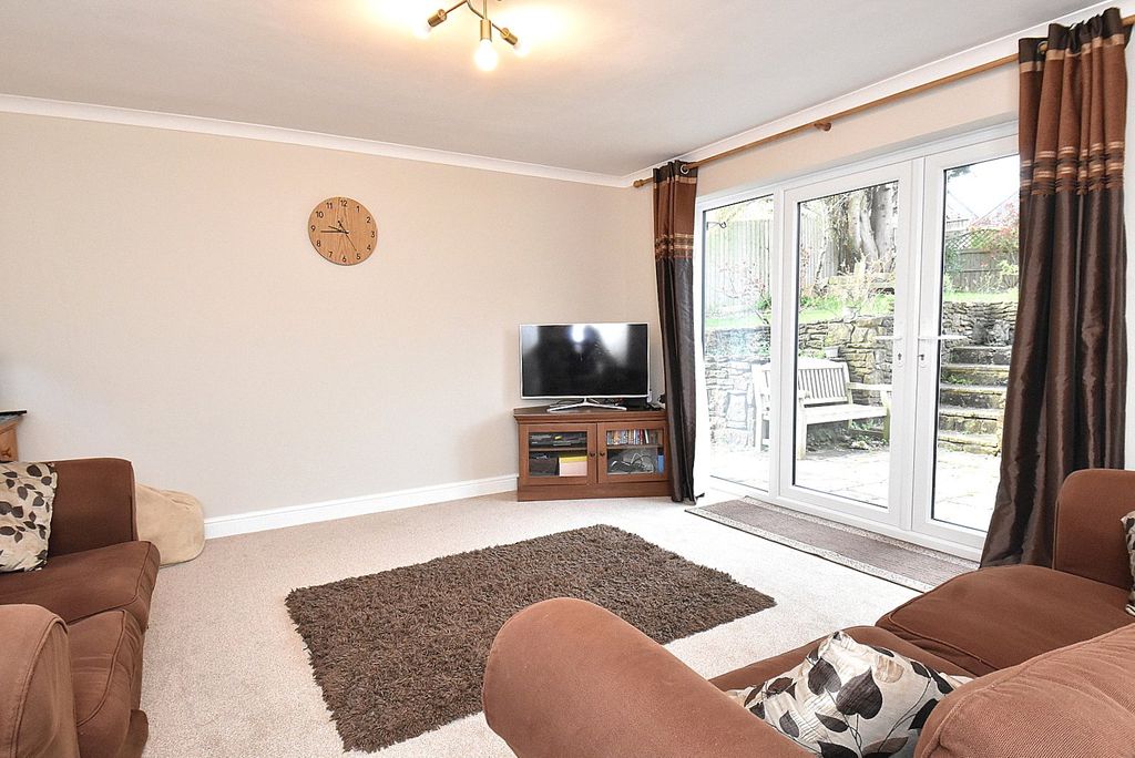 Property photo 3 of 17 Picture No. 19