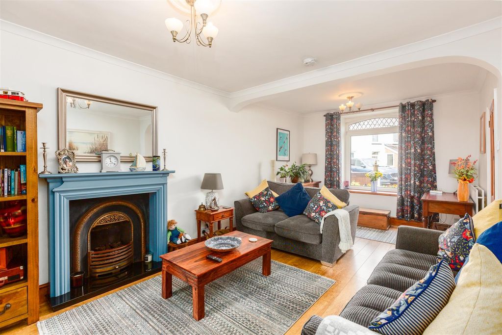 Property photo 2 of 56