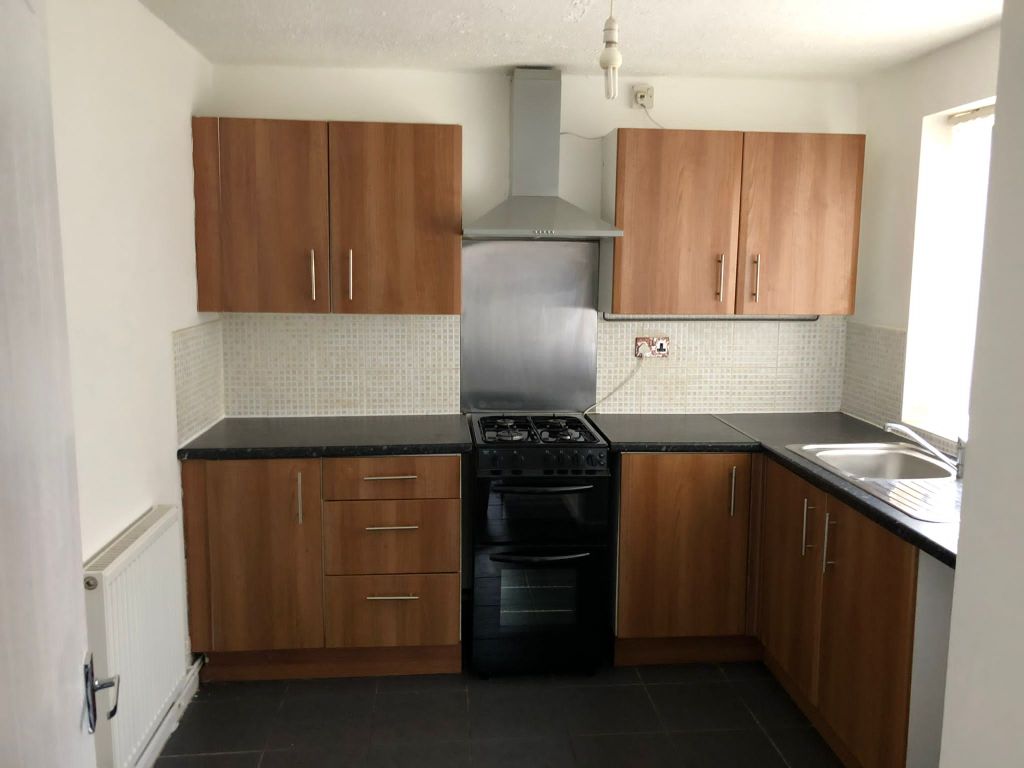 Property photo 3 of 8