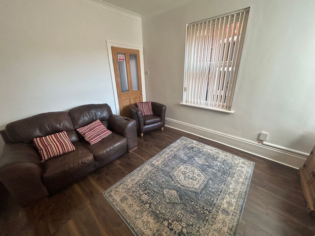 Property photo 3 of 13 Img_1280