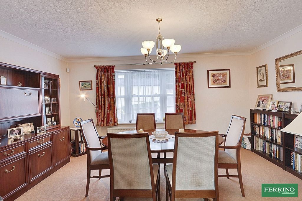 Additional image 7 of 5 bed detached house for sale(5 Bed With Detached Garage), 5 High View, Chepstow, Monmouthshire. NP16