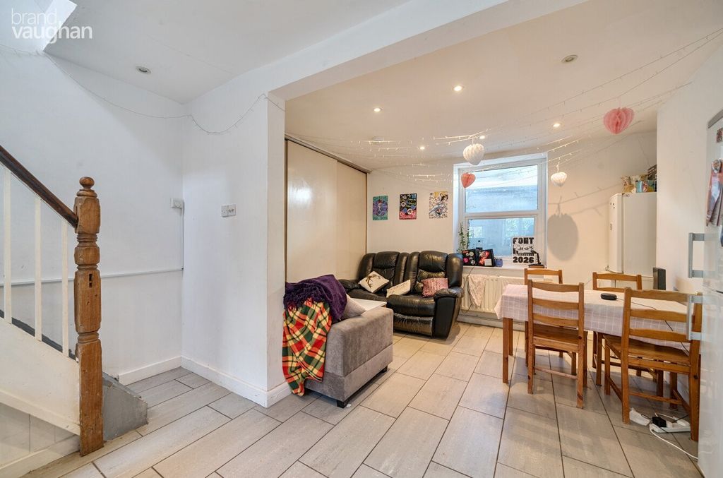 Property photo 2 of 12 Picture No. 12