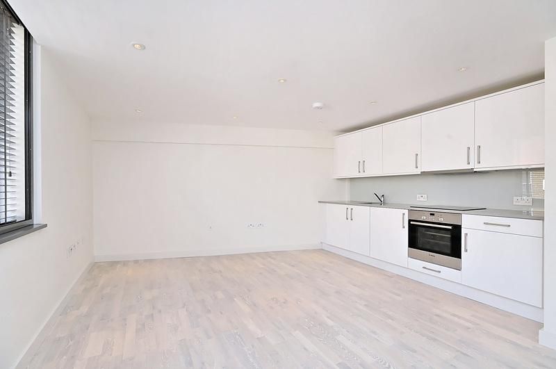 Property photo 1 of 6 Wellington Court