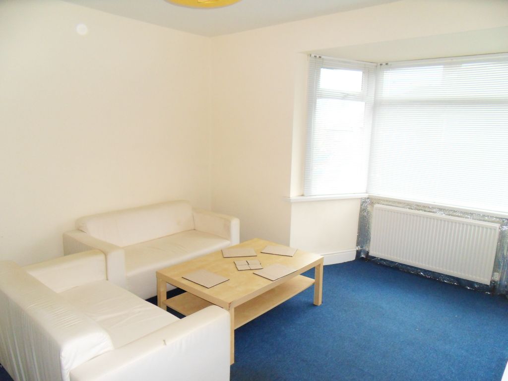 Property photo 2 of 3 Img_445_3_Original.Jpg