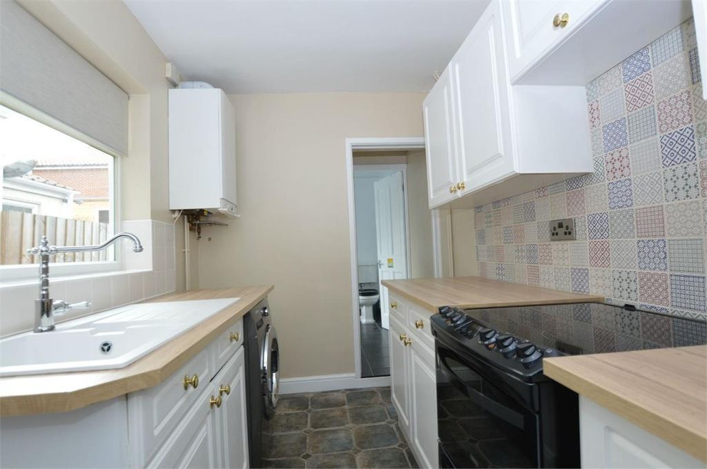 Property photo 2 of 9 Dbm7Udkxpckv2Z_dM2Esatd1Etu.Jpg