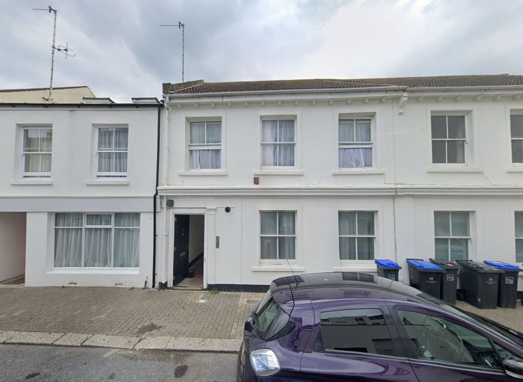 Property photo 1 of 1