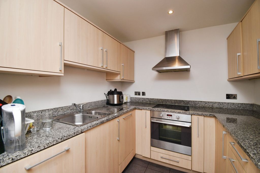 Property photo 2 of 12 Kitchen