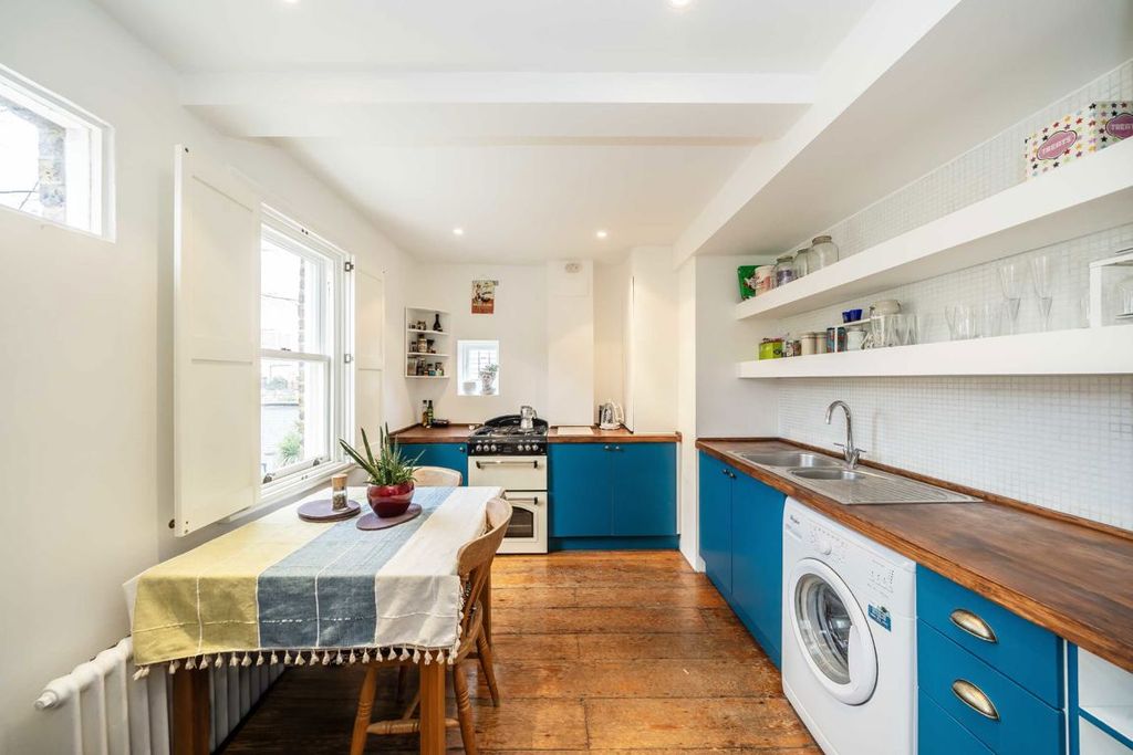 Property photo 2 of 4