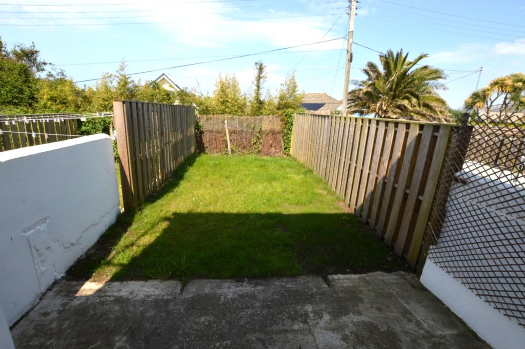 Property photo 2 of 7 Picture No. 14