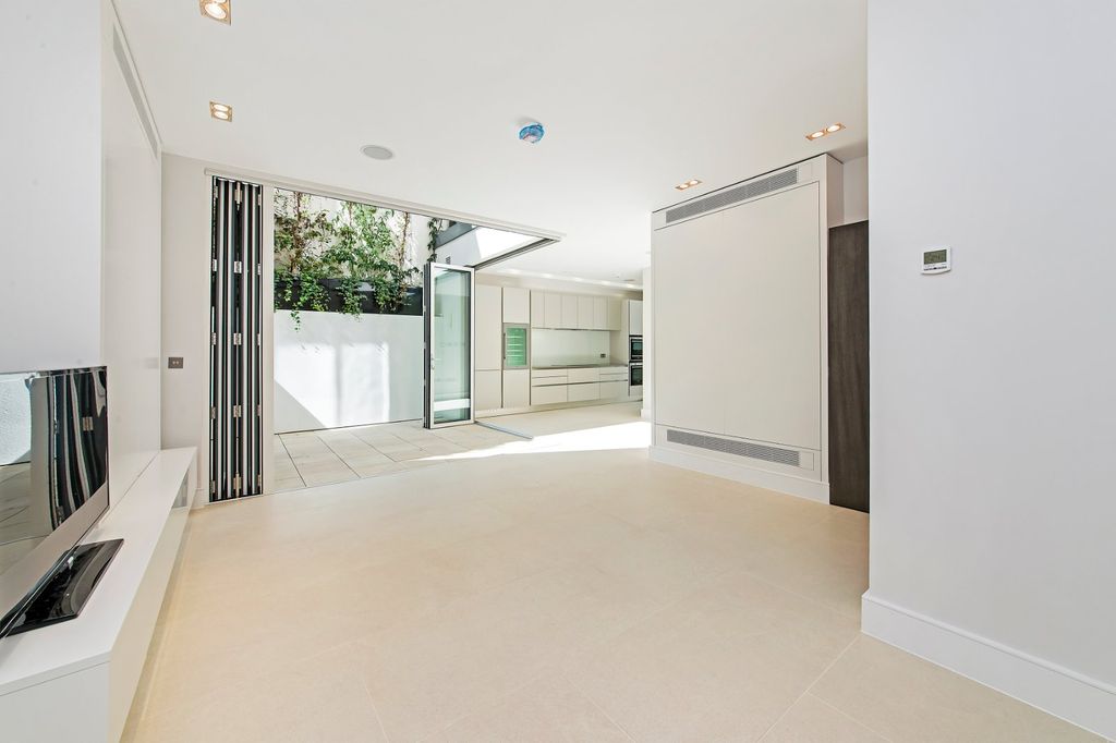 Property photo 1 of 13 Picture No. 19