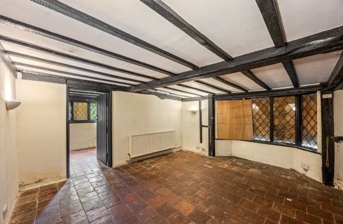 Property photo 3 of 25