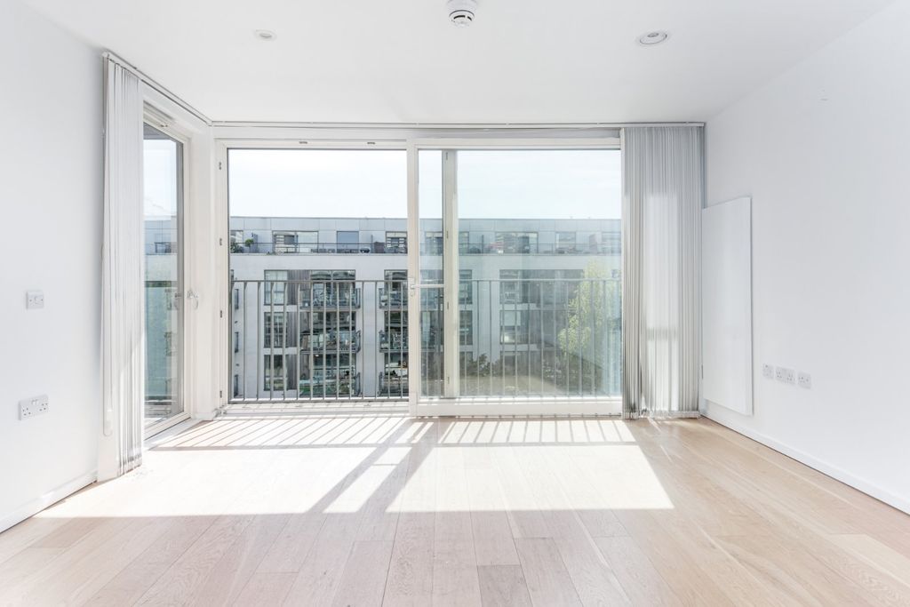 Property photo 1 of 15 Open Plan Living