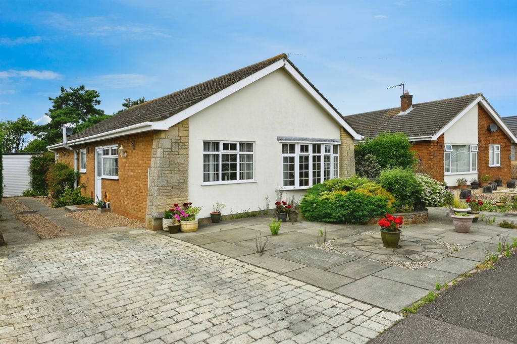 Property photo 1 of 19