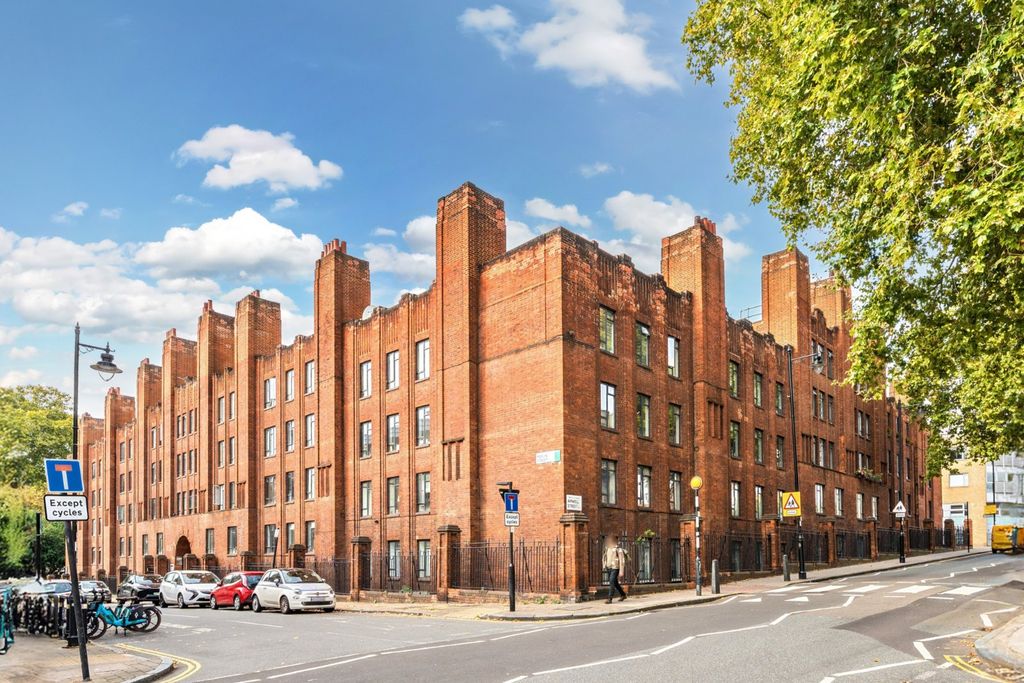 Property photo 2 of 13 Picture No. 12