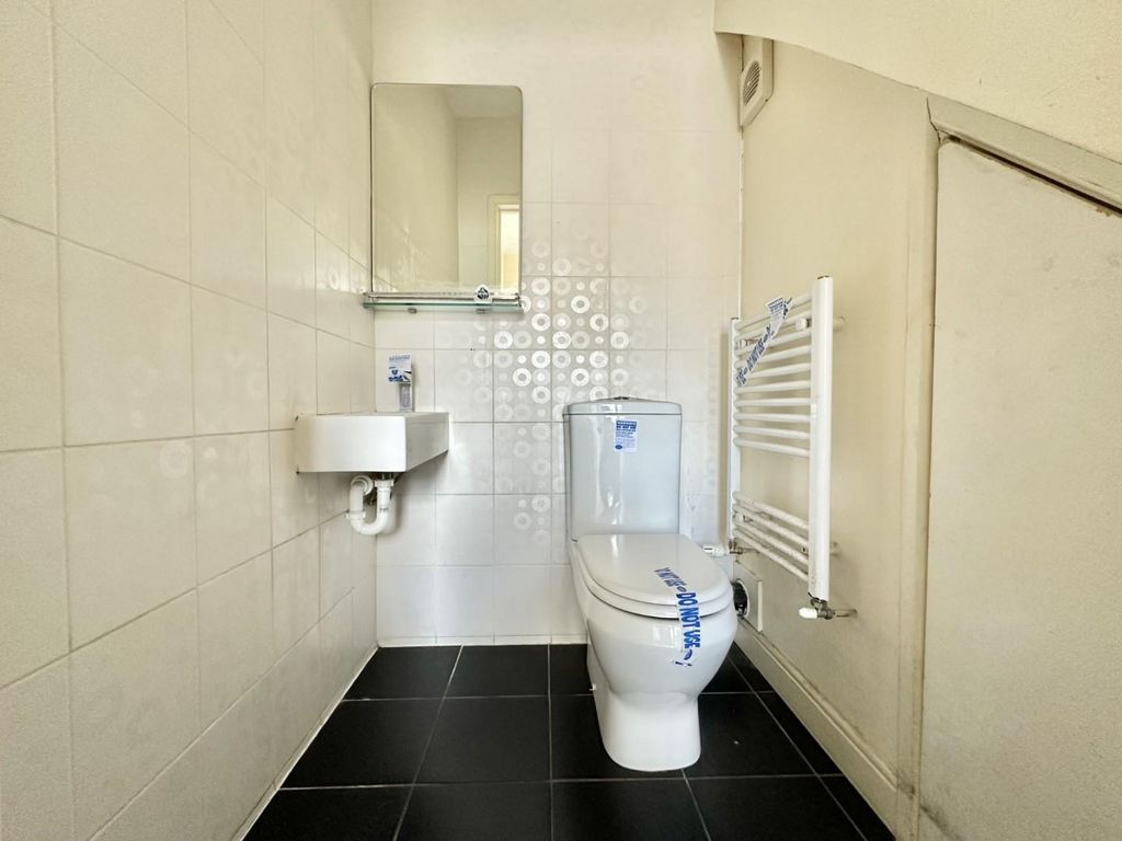 Property photo 3 of 8 Thumbnail_Img_1446.Jpg