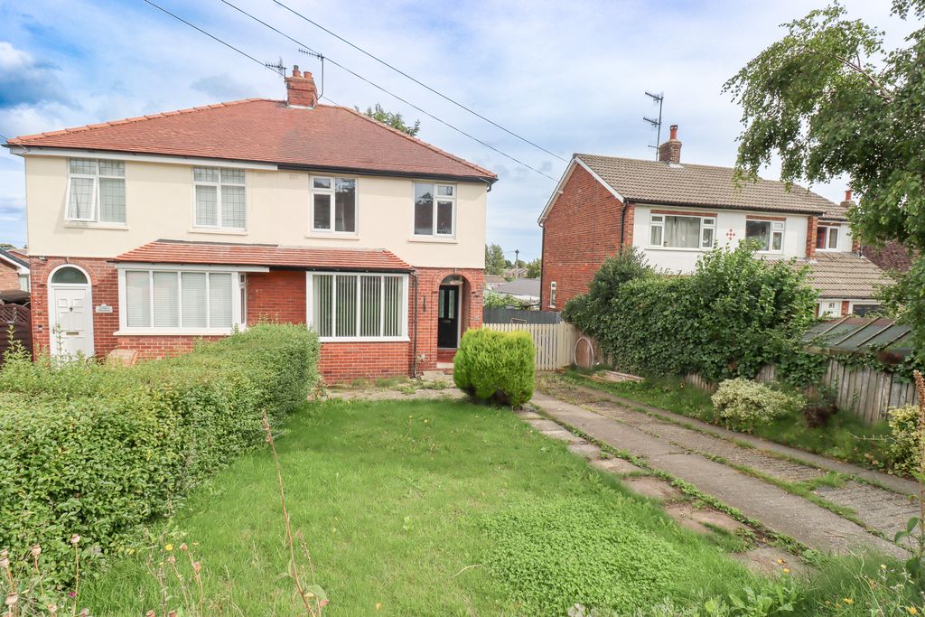 Property photo 1 of 22