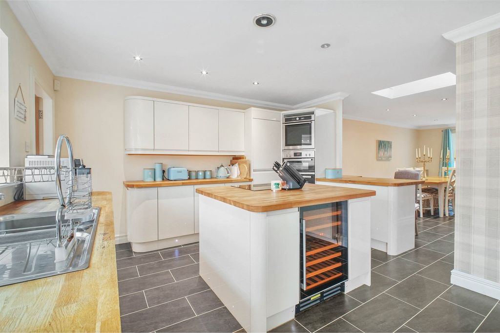 Additional image 4 of 5 bed villa for saleLondon Road, Kilmarnock KA3