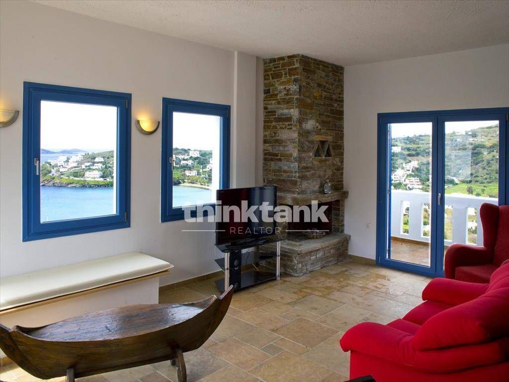Property photo 3 of 13