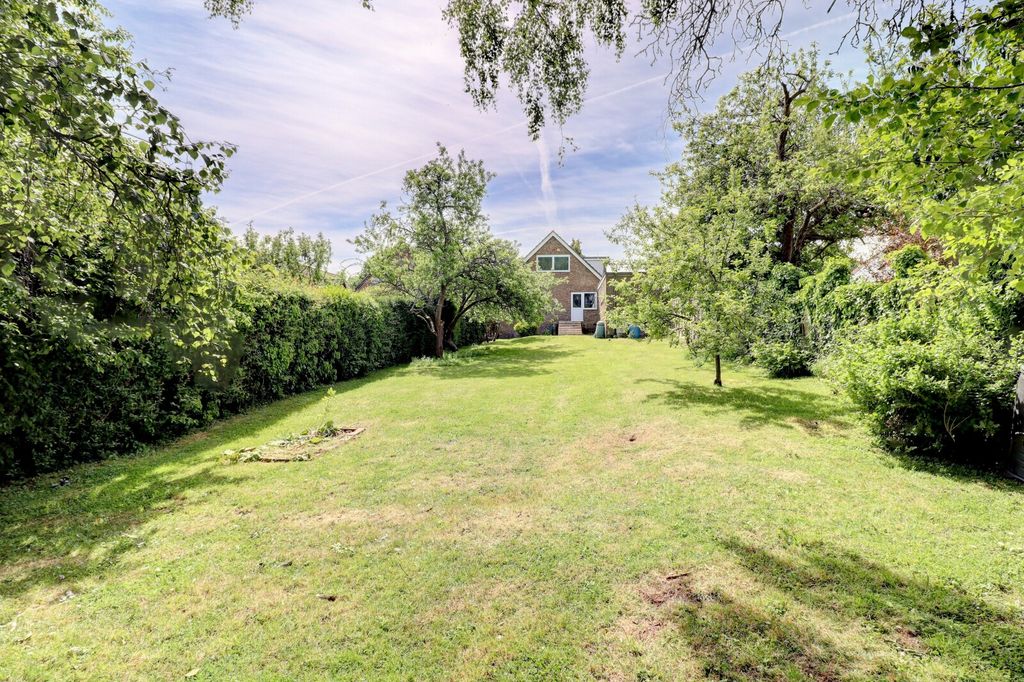 Property photo 3 of 12 Picture No. 10